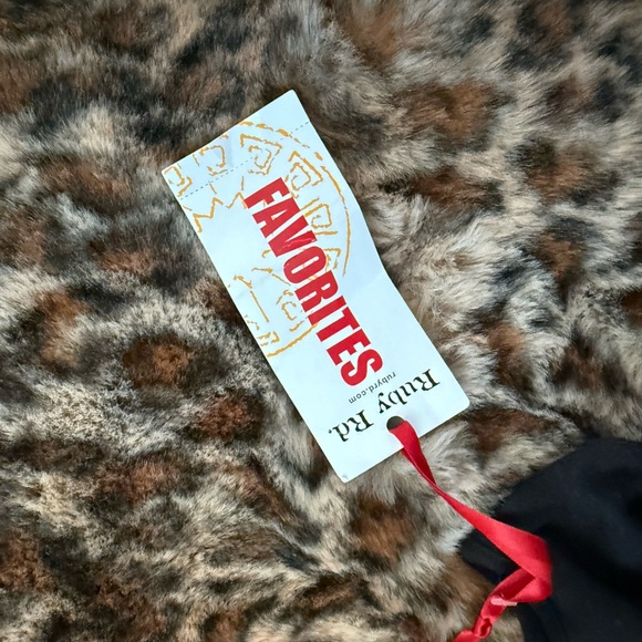 Ruby Rd. Black Tank Top - Picture 6 of 6